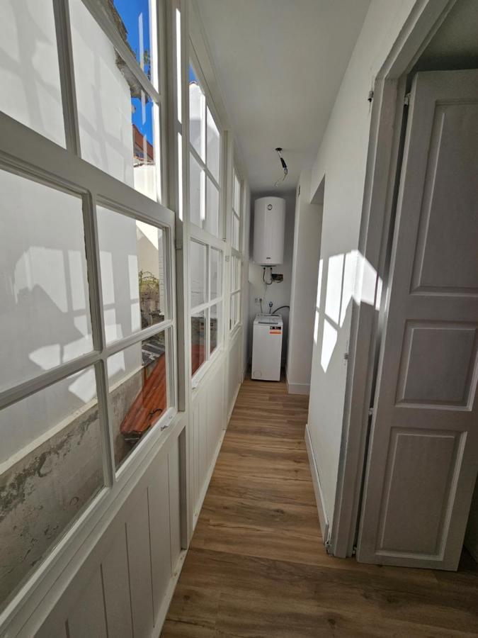 Apartamentos En El Centro - Plaza De Amboage - Wifi Ferrol Exterior photo