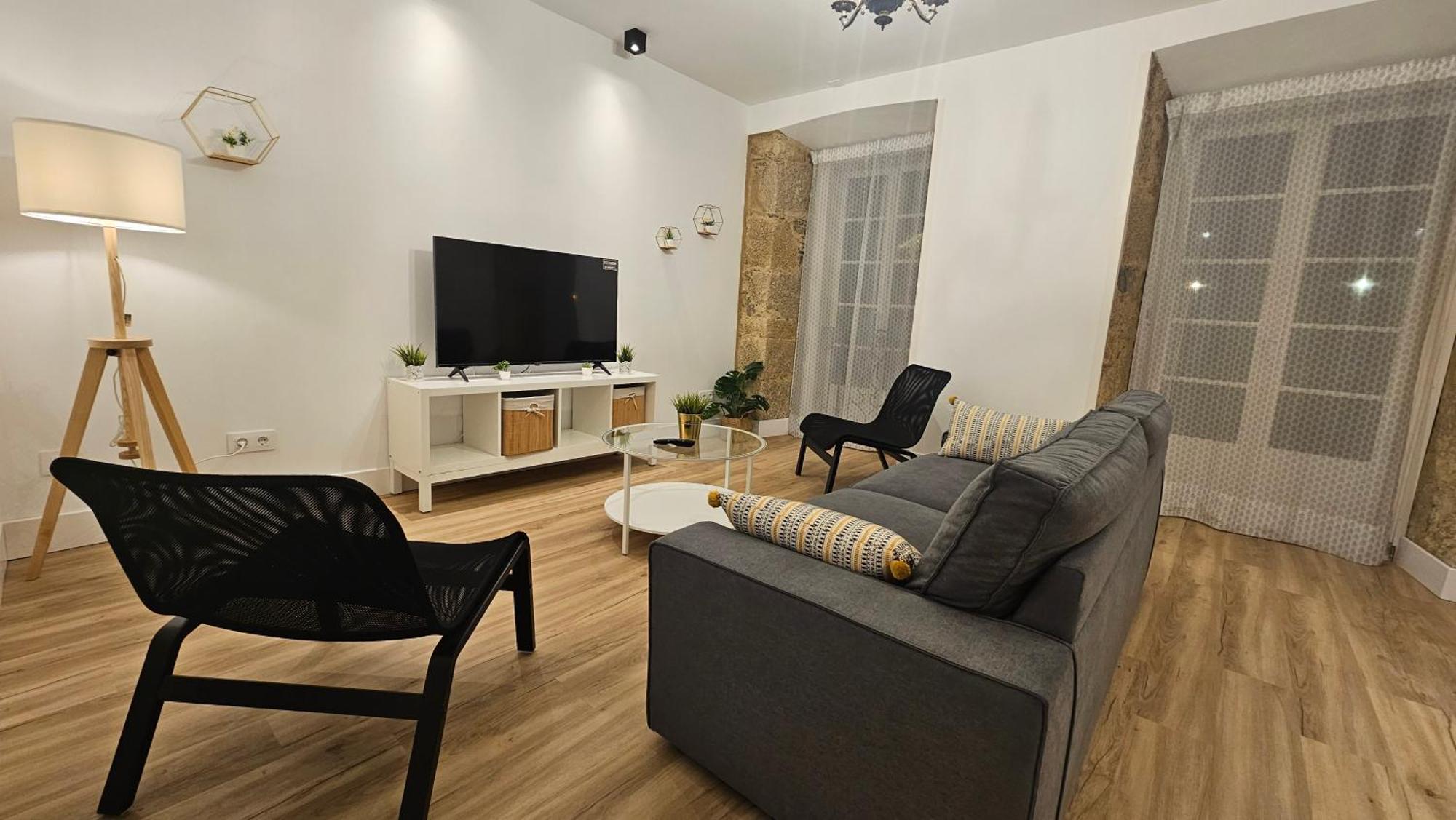 Apartamentos En El Centro - Plaza De Amboage - Wifi Ferrol Exterior photo